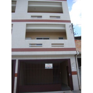 Varginha - Casa - 35M - 900R$ - Aluguel